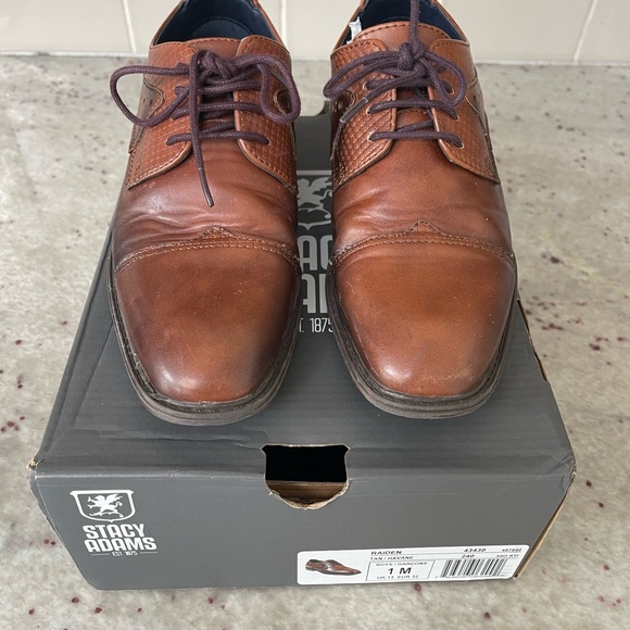 Stacy Adam’s Boys size 1 Dress shoes - Picture 2 of 8